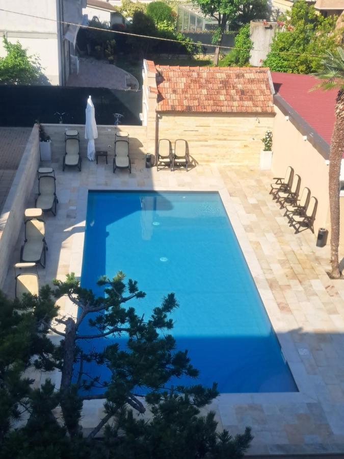 Hotel Trieste Senigallia Bagian luar foto