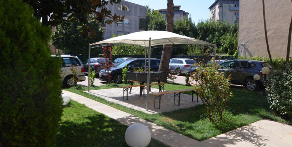 Hotel Trieste Senigallia Bagian luar foto