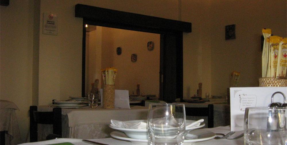 Hotel Trieste Senigallia Bagian luar foto