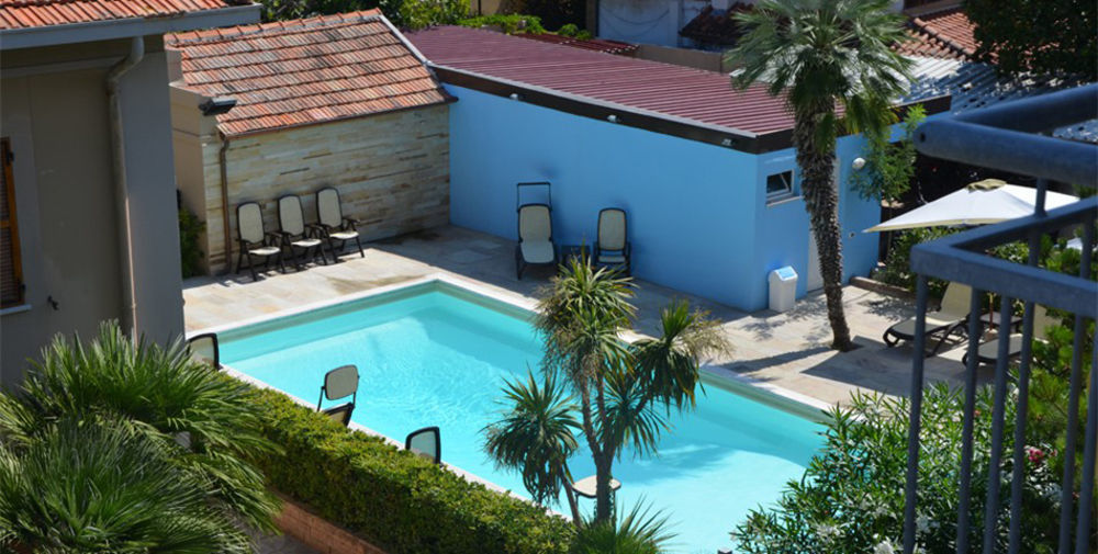 Hotel Trieste Senigallia Bagian luar foto